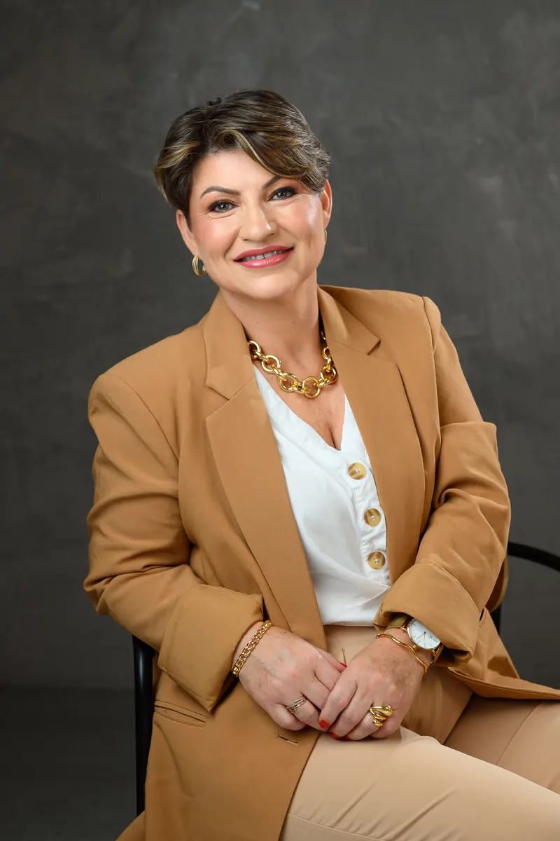 Dra. Eliane Ferreira, advogada
